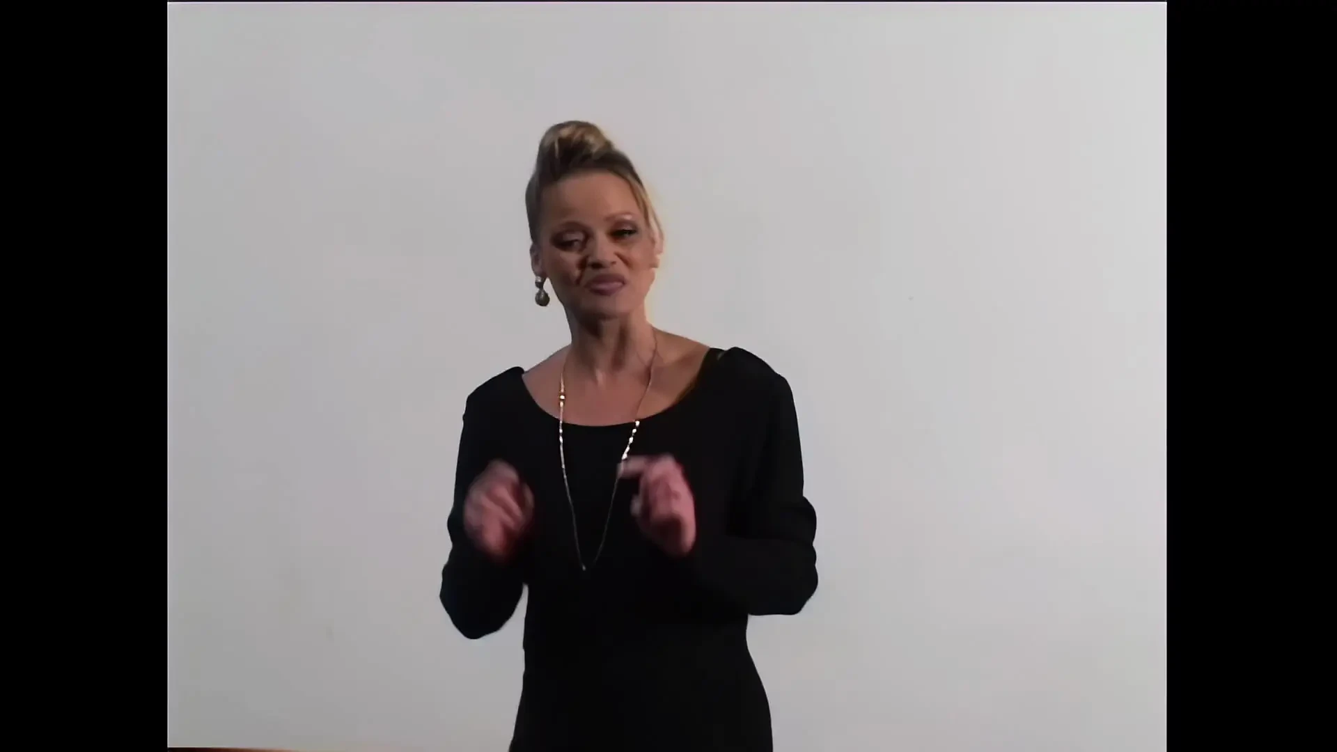 Una MILF Con Culo Grande Follada Duro Por Una Polla Enorme XHamster