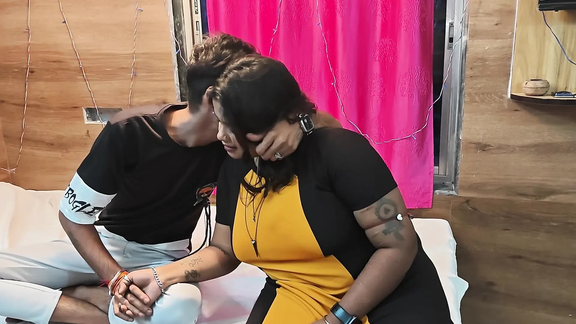Das Personal Hatte Hardcore sex Mit Dem Zimmermädchen Des Chefs Und