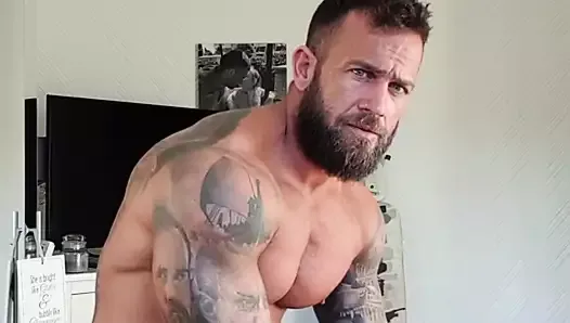 OF Gareth Hulin Tattooed Muscle Bodybuilder Ass Play XHamster