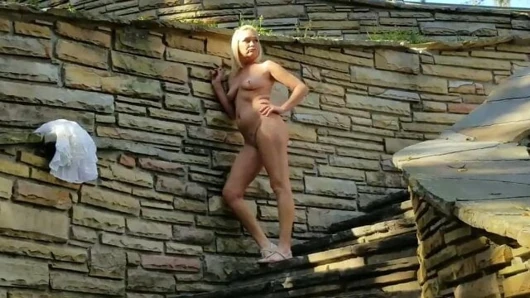 Free Completely Naked Porn Videos XHamster