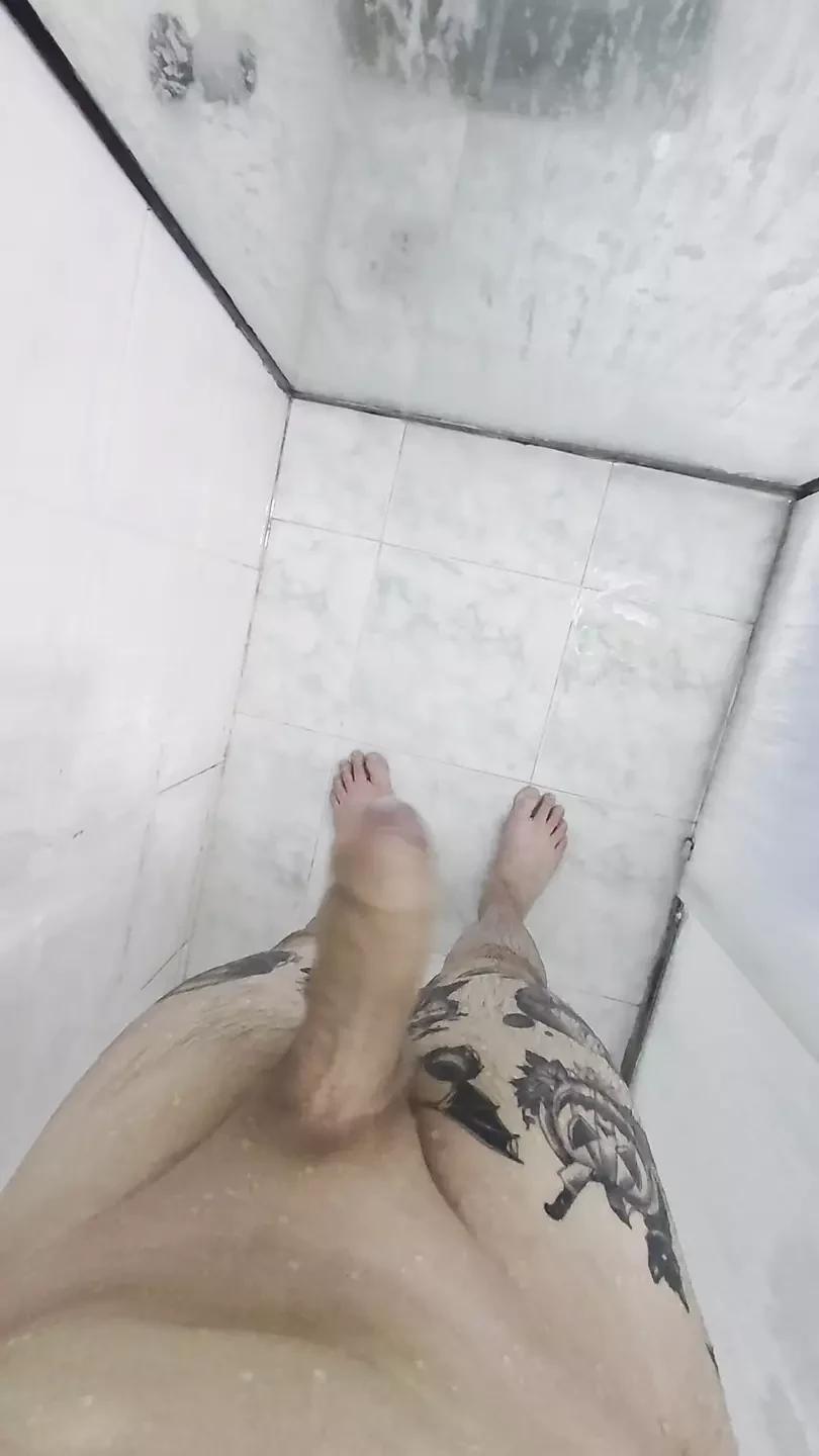 A Very Hot Shower My Onlyfans Lkingsbr Gay Twink Porn Feat