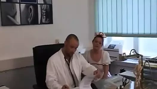 Awesome sexy nurse secretly films an amateur fuck with her doctor