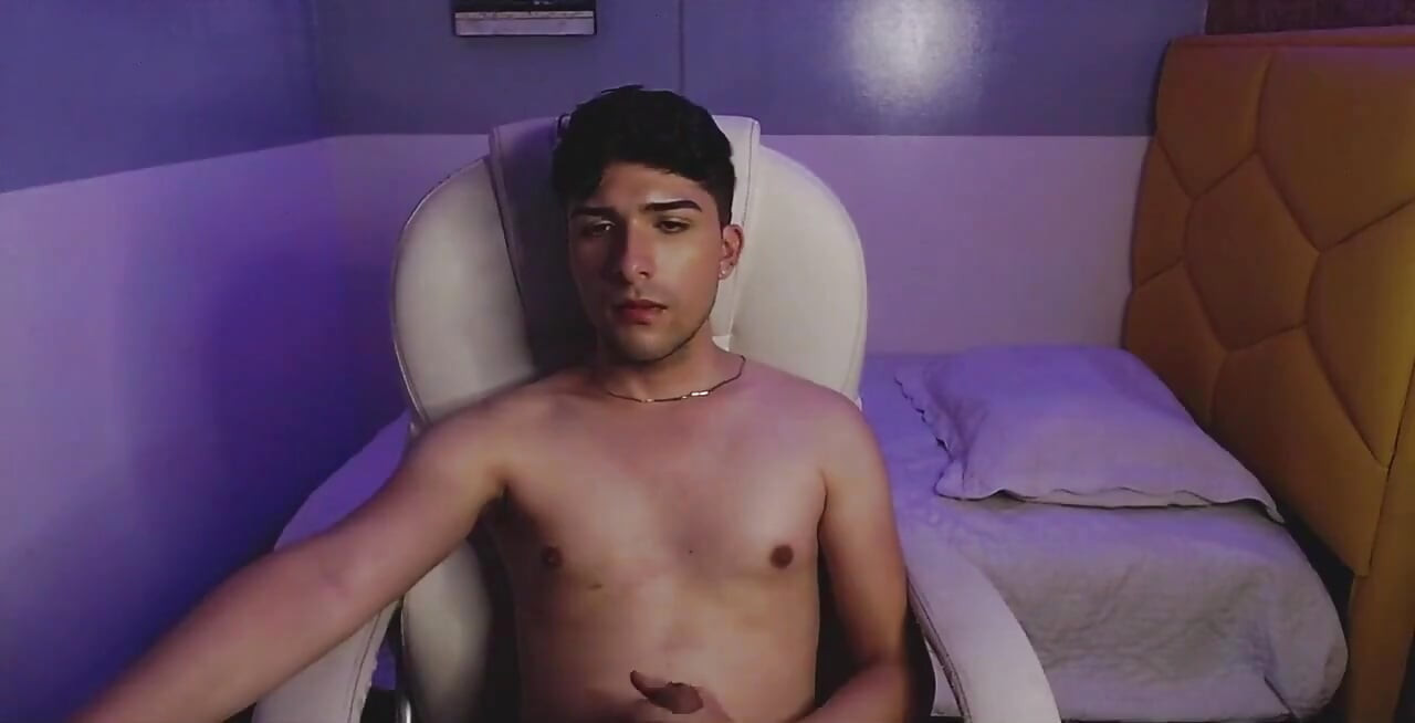 Masturbating and Cumming on Webcam While Meeting Random People Around the World