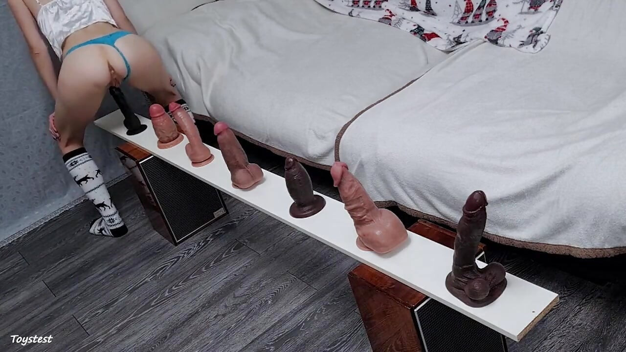 Azgın Minyon Japon Evli Kadın Canavar Dildo Meydan Okuması! Sert Sert Binme