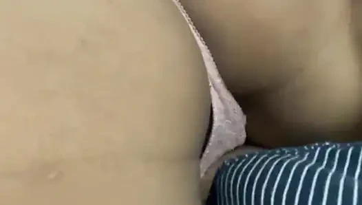 "Temanku seksi... dan aku juga begitu"