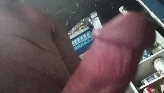 Oyun zamanı mastürbasyon yapıyor