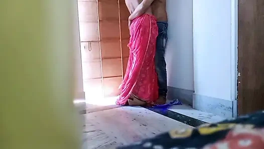On the Day of Holi, I Changed the Color of the Pussy of the Neighbor Bhabhi with Color