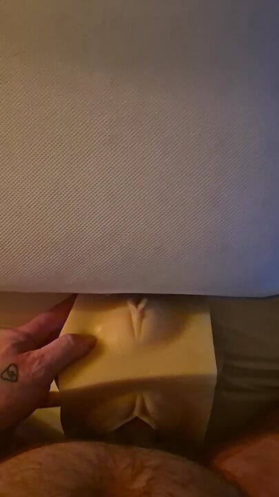 Failed attempt at fucking the male masturbation Cube Review