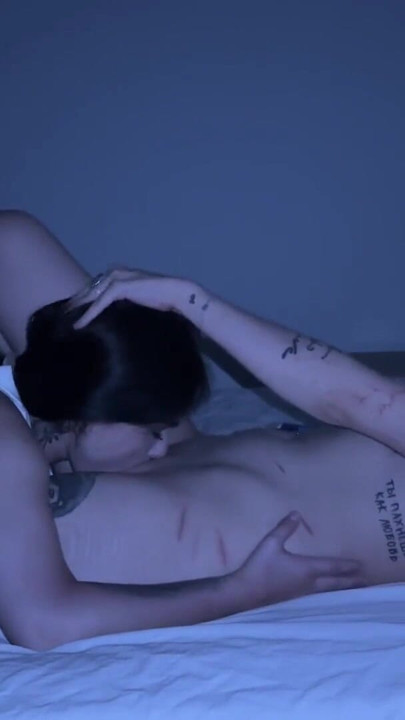 HARTE LESBEN, MULTIPLE ORGASMUS-ZUSAMMENSTELLUNG | Clip 1