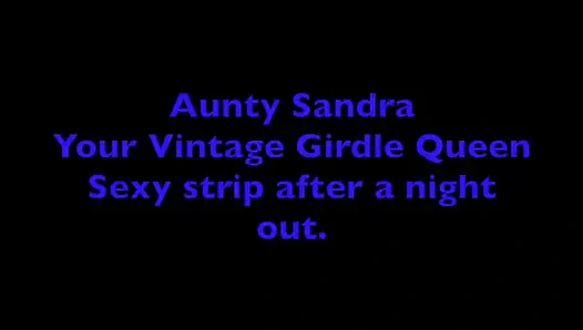 Vgq20 Aunty Sandra Layered and Stripping