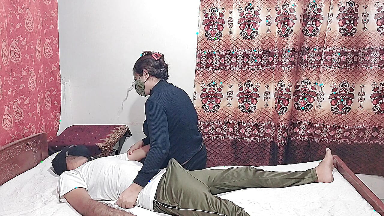 Hintli ateşli kız ofise hazırlanırken sert sikiliyor net Hintçe ses xxxxx seks
