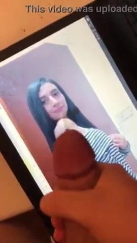 Kiara Romero semen para ella