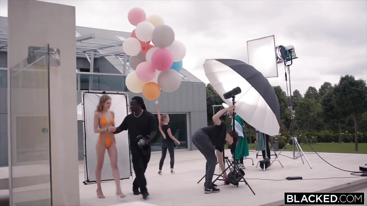 Blacked Gorgeous Model Can't Oppose Her Photographer's BBC