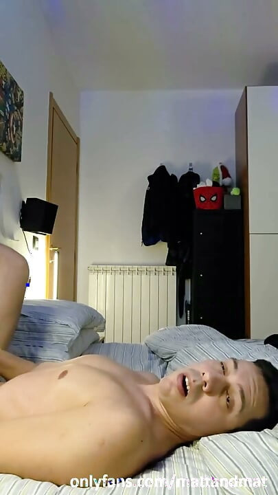 I Jerk off and Cum in My Mouth