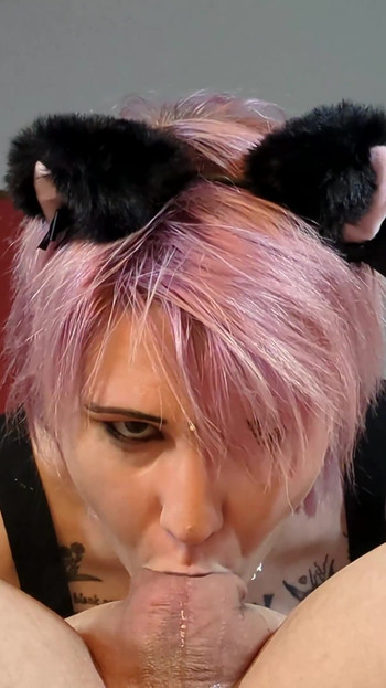 Iconic moment from "Pink haired girl gives sloppy deepthroat and gets a cumshot into her mouth"