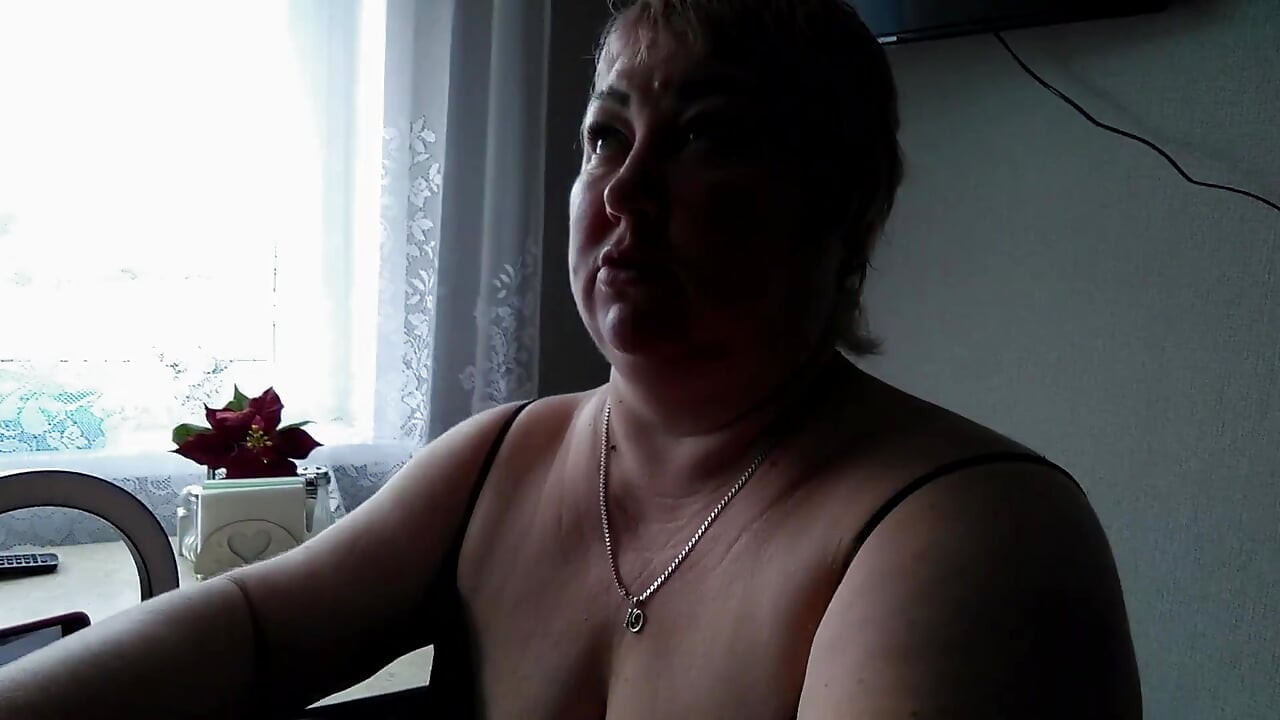BBW Milf loves getting a mouthful of cum after a blowjob 8