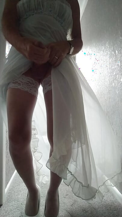 I love this sexy nightdress