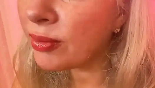 Так горячие за кулисами фильм день жареной вторник, но не жарка в два смычка. Я предпочитаю 1:1 в любом случае..