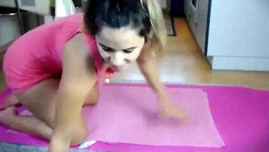 Rutinitas Latihan G-String Seksi Sexydeas untuk Fleksibilitas Terbaik