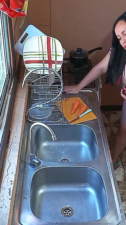 Stepmom Fucked Hard in the Kitchen with Big Ass and Soft Tits Real Amateur, Until She Came