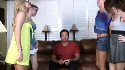 4 kız ayak çılgınlığı jc simpson, cammy, sayla, vanessa vixon