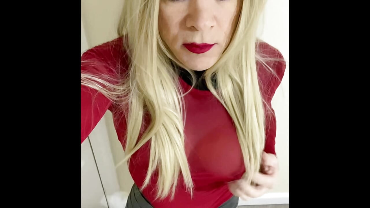 Crossdressing compilation of Slutty sissy Madison CD in lingerie heels ans stockings