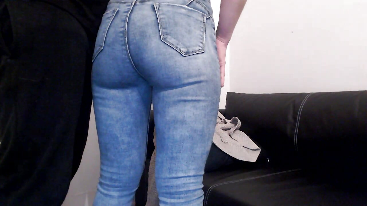 Grobbing amateur ass and fingering pussy in blue jeans