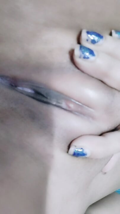 Vergin girl tight pussy