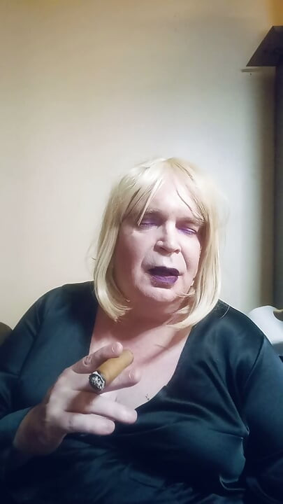 Part 5 - BBW TV discussing her many years in the BDSM and Kink world