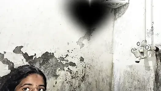 I fuck My fully nude and hot Pakistani girl friend she enjoy fucking in Doggystyle