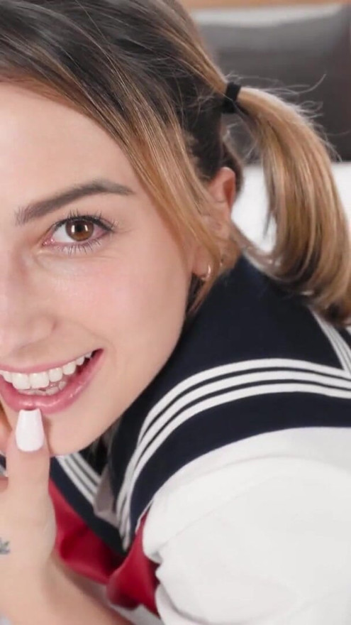 Cospuri Kristen Scott in Hina Suzuki and Schoolgirl Cosplay | Clip 2
