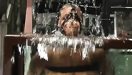 Sinnamon Love ve Sgt. Major