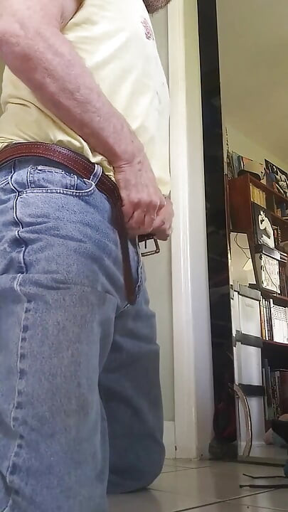 Smanjujem se i dominiram tobom u postojanje