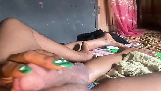 My boss wife secretly rubbed my dick