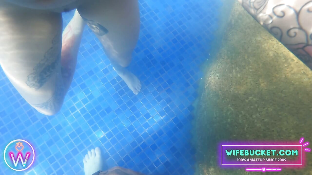 Wifebucket Amateurs - Stepsis was swimming in sexy bikini, so I had to fuck her in the pool