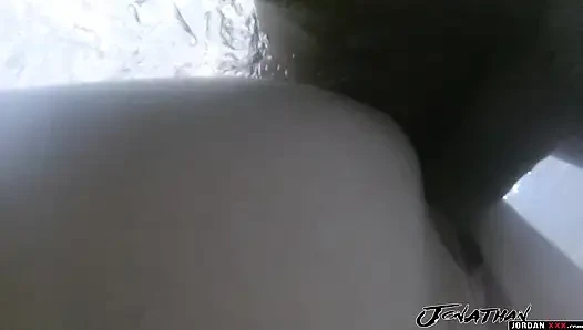 Развлечение в горячей ванне с Kate England