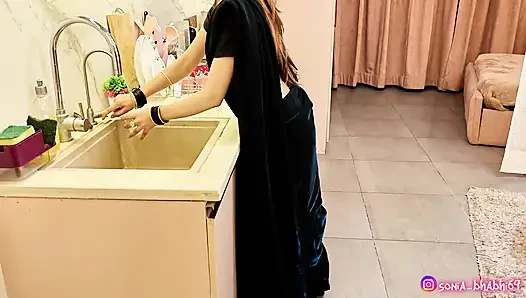 I Fulfilled My Fantasy by Having Sex on the Balcony. with a Delivery Boy. in Hindi Roleplay