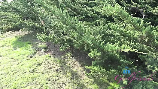 Imani valor ocean trip ngocok kontol dan nyepong kontol sampai dicrot di mulut