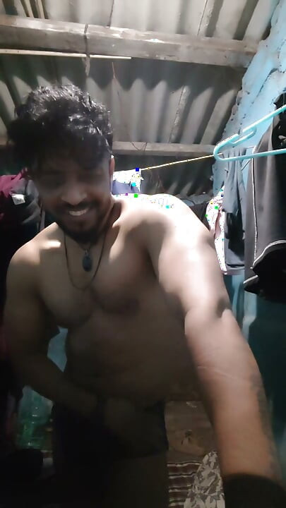 Desi Hunk Solo Mastrubution