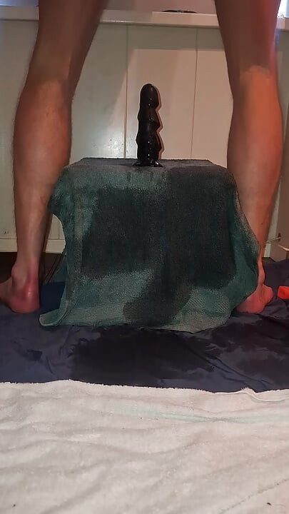 Hot solo male riding his dildo in the morning