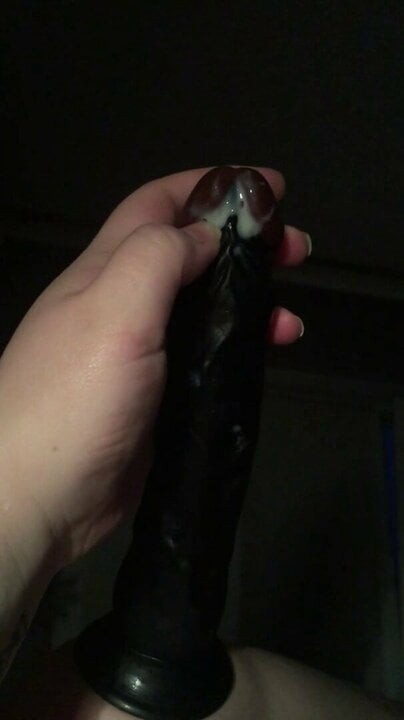 Teasing dildo)))