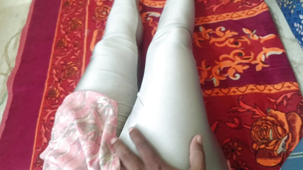 Step sister hot romance in bed
