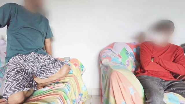 Get naked and cum infront of straight friend