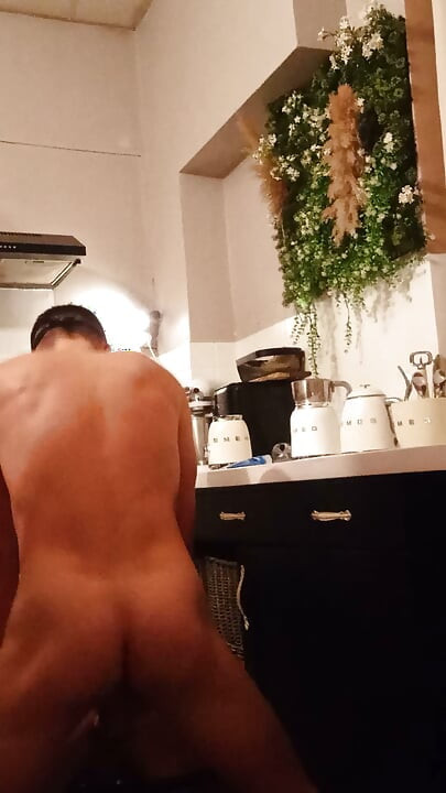 Vintage Submissive Partea 2