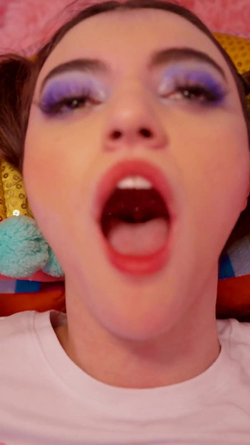 Juliának elit puncija van