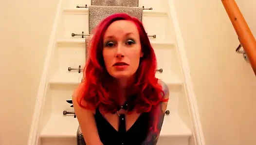 Aku dan pacarku nyepong kontolku pakai strap-on mulutmu