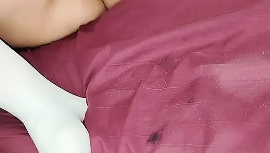 Missy Fine доставляет себе удовольствие