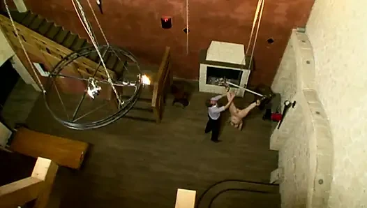 Связанная Блондинка Подчиняется Интенсивной Бдсм-игре В Бондаже