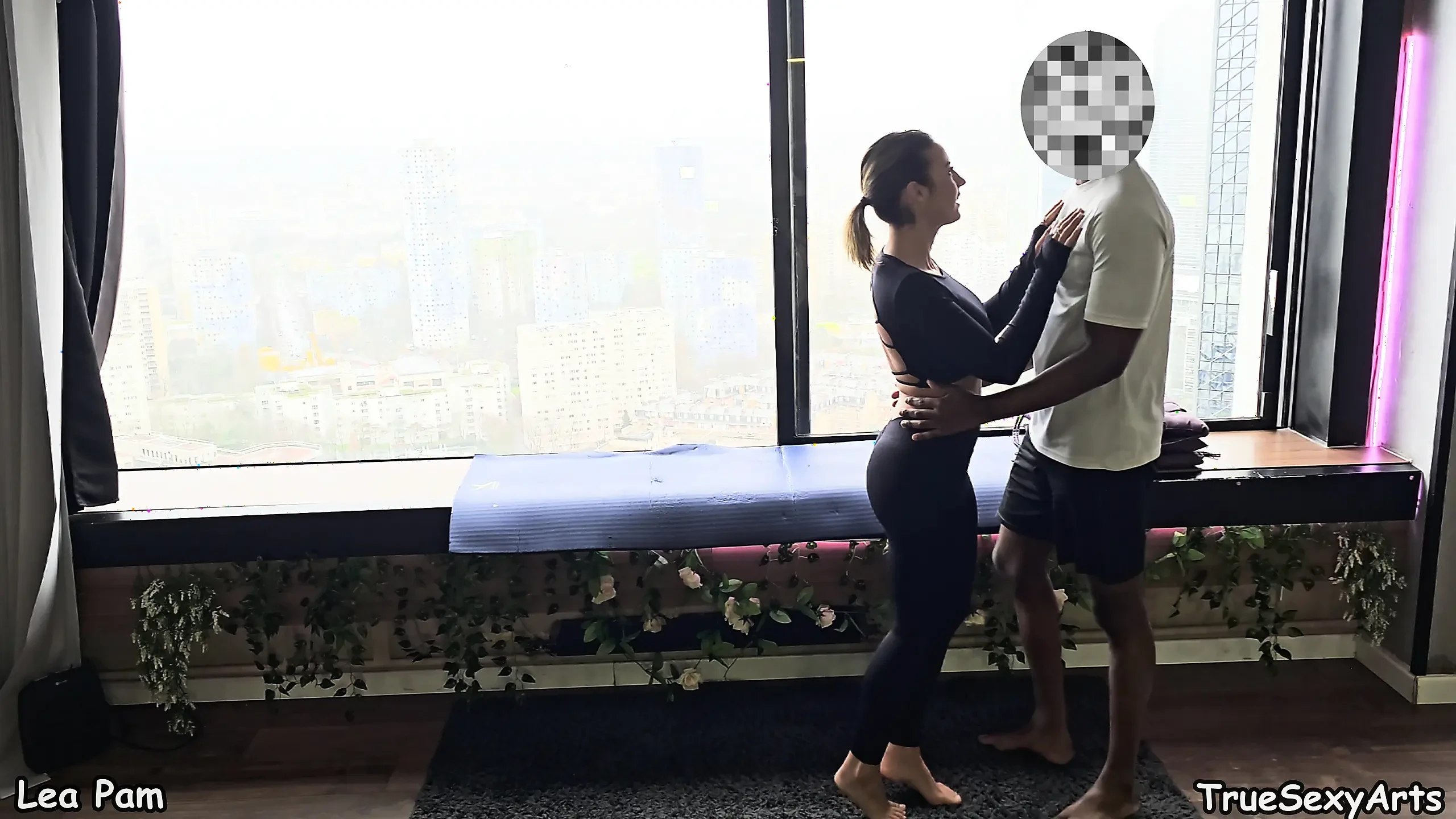 Lea Pam 4K French Fitness Babe seduces Personal Trainer & fucks during Intense Home Workout