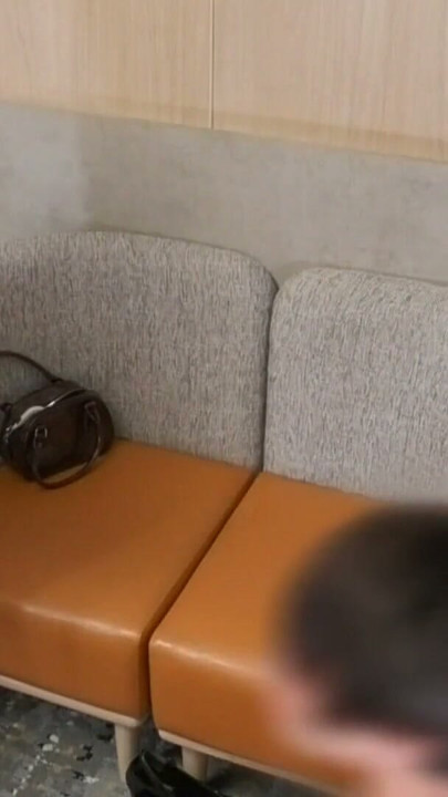 Bölüm 1: Yeraltı İdolü Iori (20), Erkek Arkadaş (Host) Seks Arayan Bir Kızla Seks Arkadaşı Olması Garantili… | Klip 1